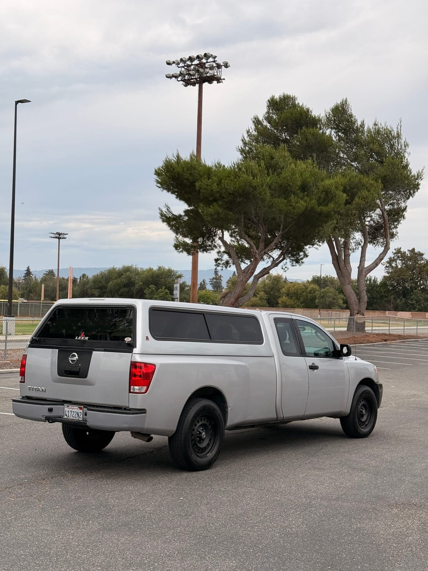 2008 Nissan titan crewcab  long bad v8 5