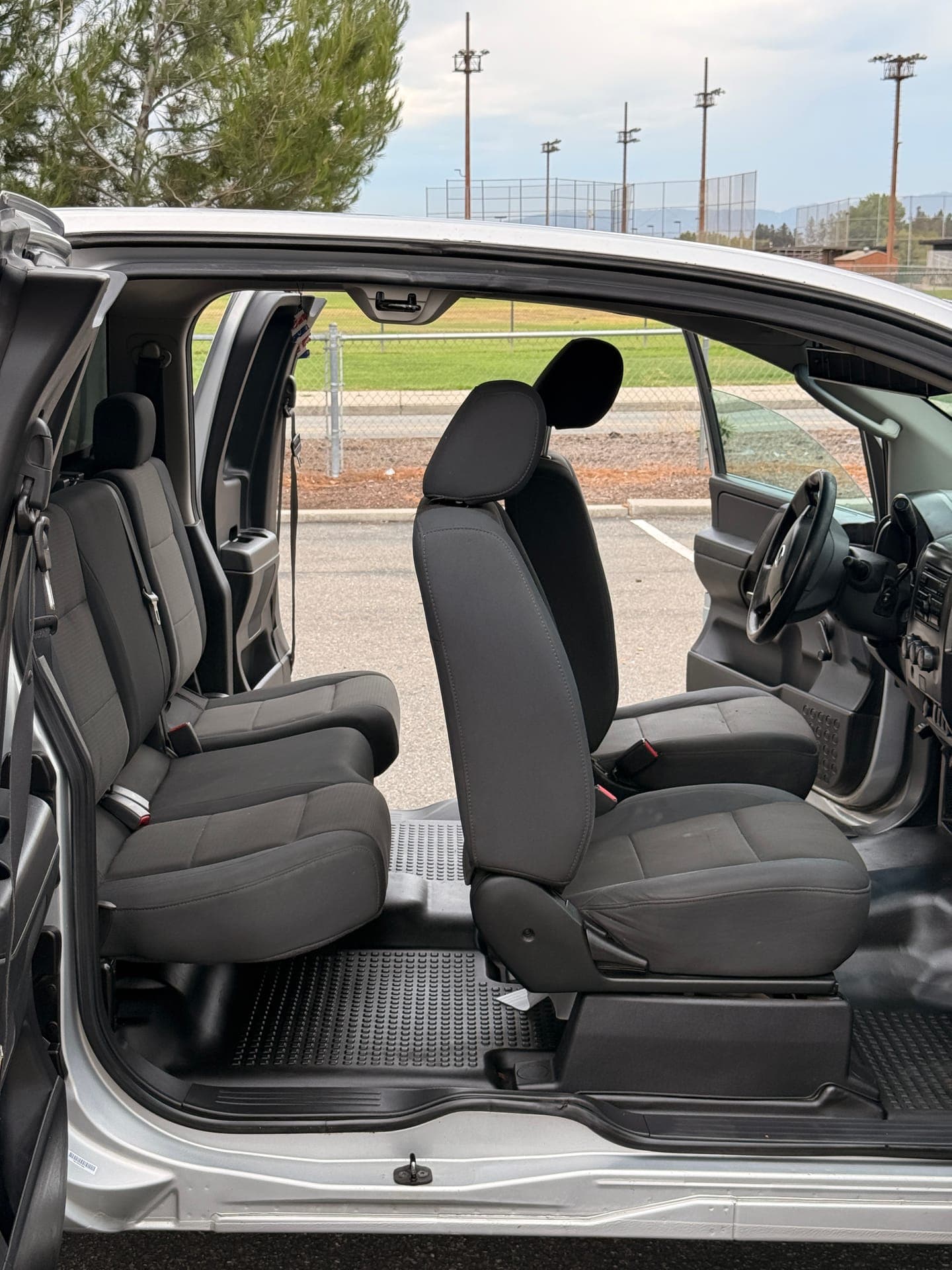 2008 Nissan titan crewcab  long bad v8 7