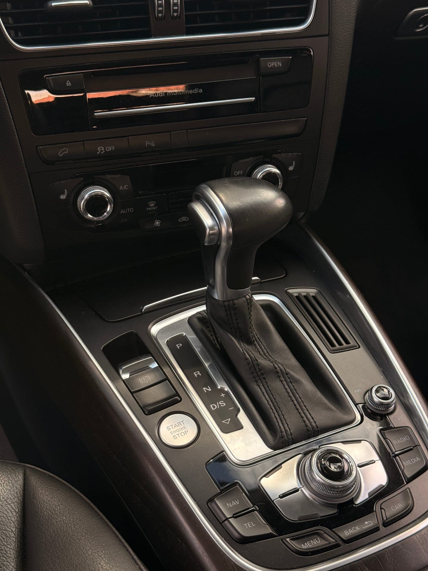 Audi Q5 Premium+ AWD 8