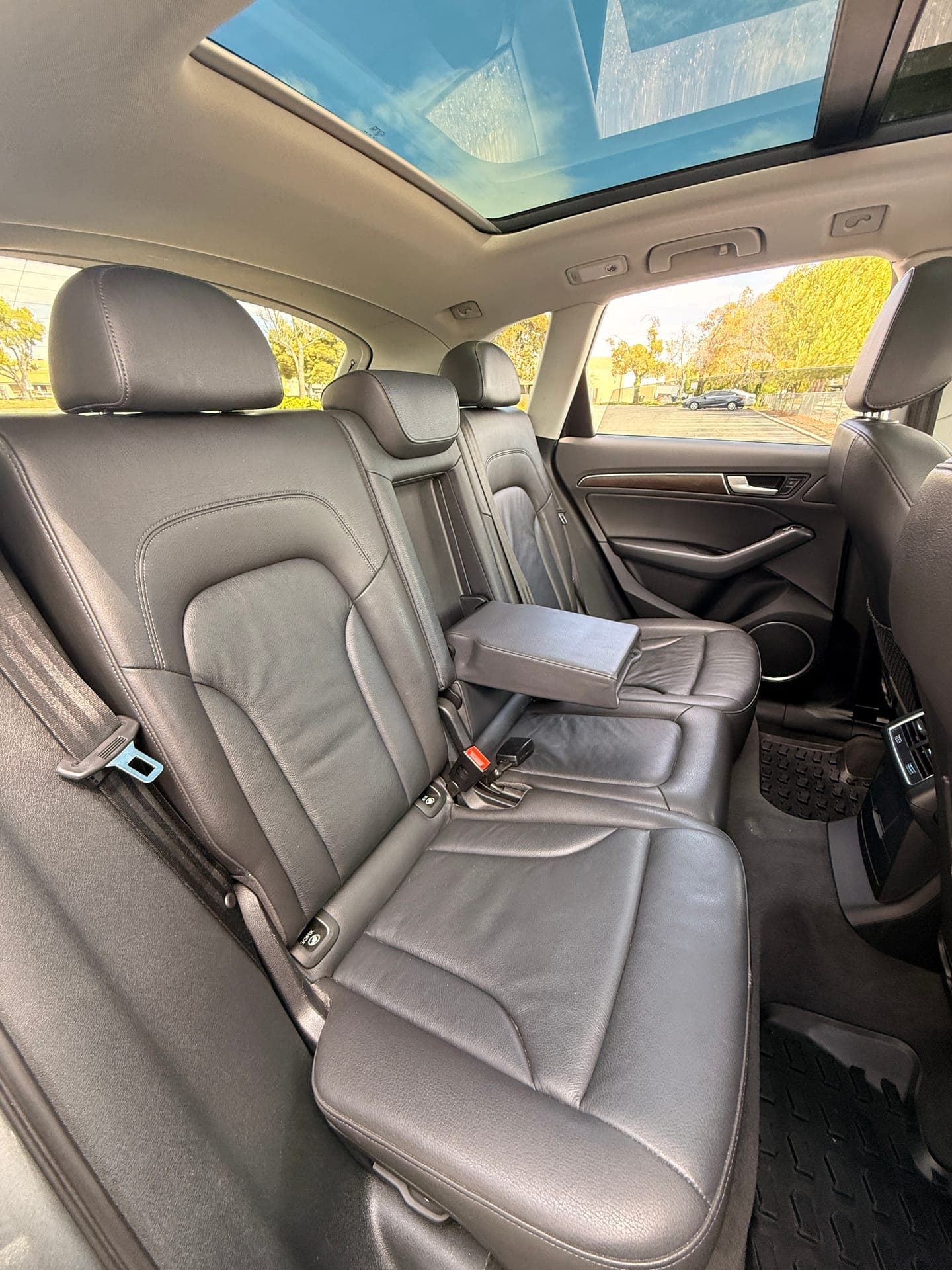 Audi Q5 Premium+ AWD 13