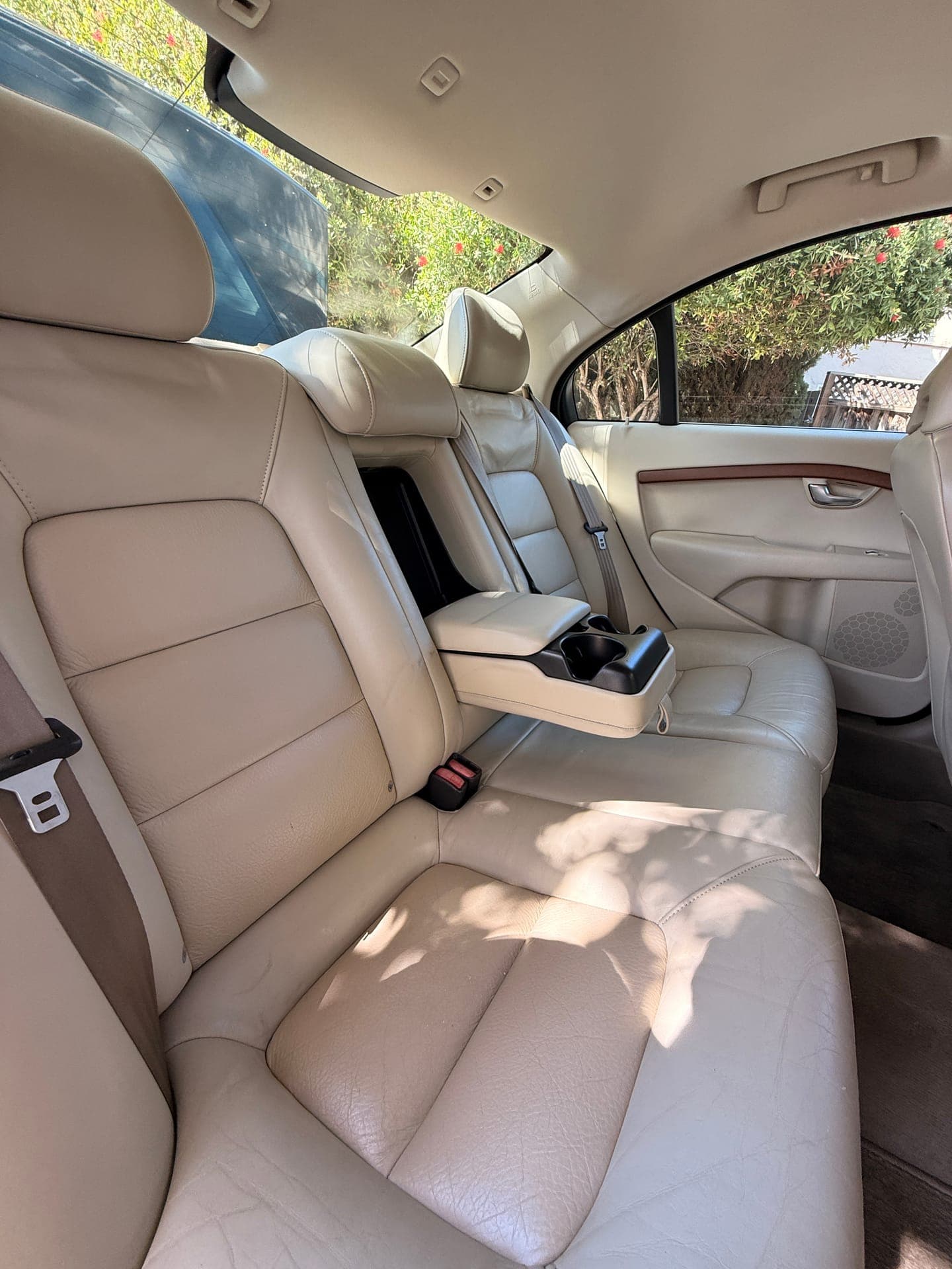 2009 Volvo s80 12